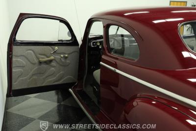 1947 Plymouth Special Deluxe Restomod