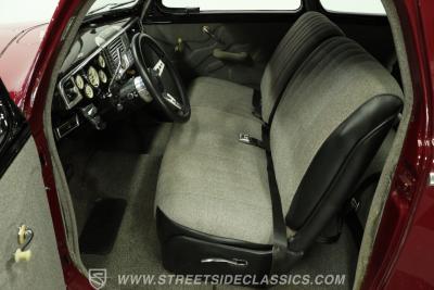 1947 Plymouth Special Deluxe Restomod