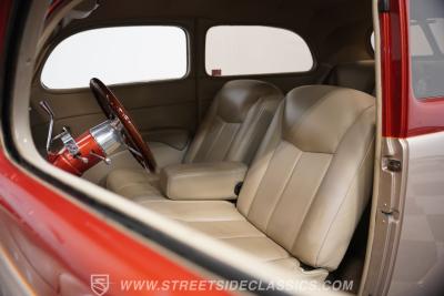 1937 Ford Tudor Slantback