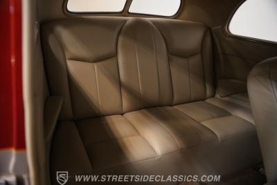 1937 Ford Tudor Slantback