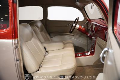 1937 Ford Tudor Slantback