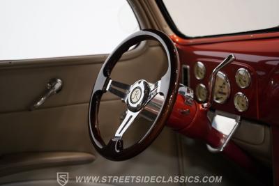 1937 Ford Tudor Slantback