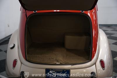 1937 Ford Tudor Slantback