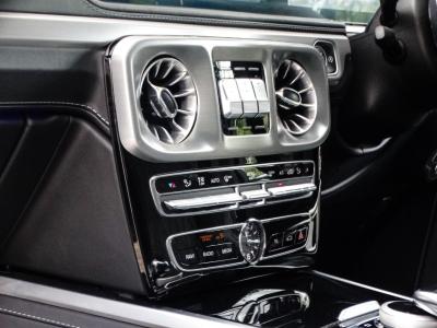 Mercedes - Benz 4.0 G63 V8 BiTurbo AMG SpdS+9GT 4MATIC Euro 6 (s/s) 5dr
