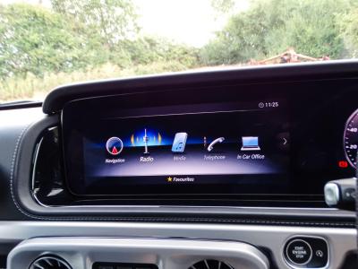 Mercedes - Benz 4.0 G63 V8 BiTurbo AMG SpdS+9GT 4MATIC Euro 6 (s/s) 5dr