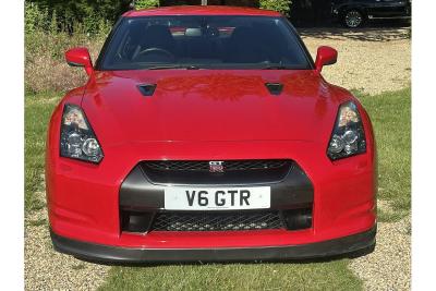 Nissan GT-R V6 Premium Edition