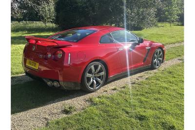 Nissan GT-R V6 Premium Edition