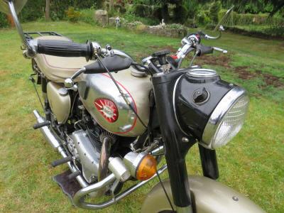 1960 BSA A10 GOLDEN FLASH