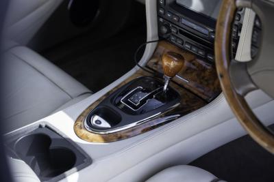 2004 Jaguar XJ SUPER V8