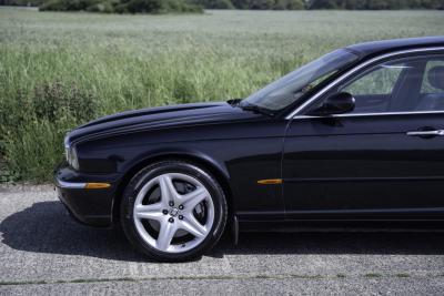 2004 Jaguar XJ SUPER V8