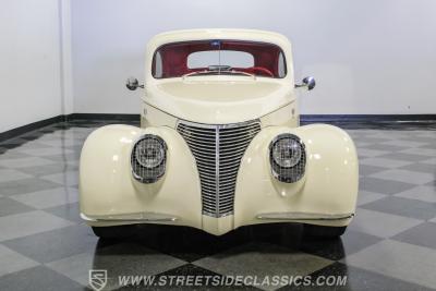 1939 Chevrolet Master Deluxe Restomod