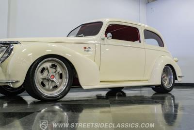 1939 Chevrolet Master Deluxe Restomod
