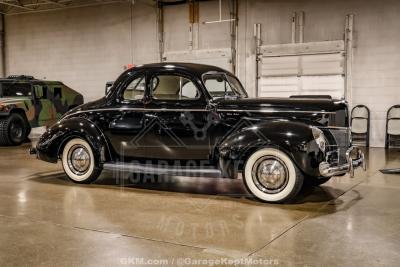 1940 Ford Deluxe