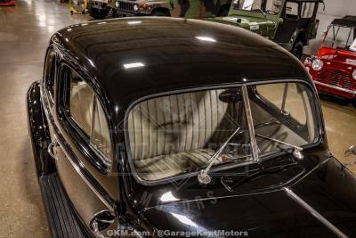 1940 Ford Deluxe