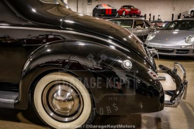 1940 Ford Deluxe