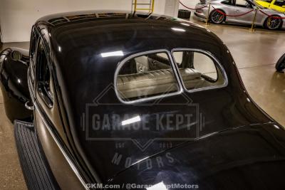 1940 Ford Deluxe