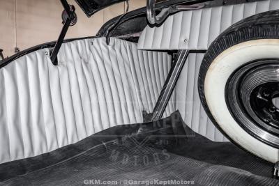 1940 Ford Deluxe