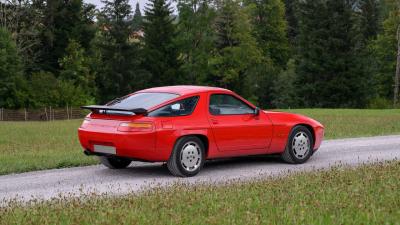 1989 Porsche 928 S4