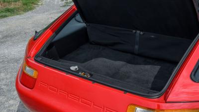1989 Porsche 928 S4