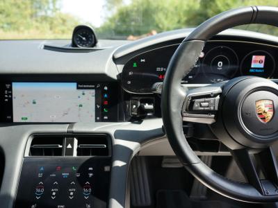 2022 Porsche Performance 79.2kWh Auto RWD 4dr (11kW Charger)