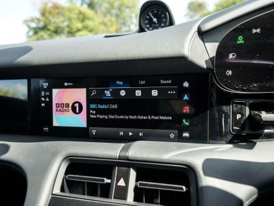 2022 Porsche Performance 79.2kWh Auto RWD 4dr (11kW Charger)