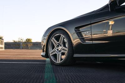 2012 Mercedes - Benz SL63 AMG
