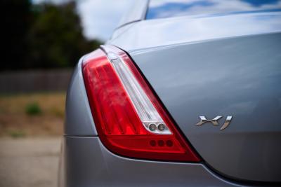 2010 Jaguar XJ V8 Portfolio Auto
