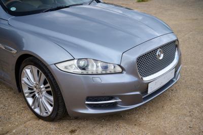2010 Jaguar XJ V8 Portfolio Auto