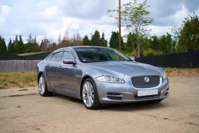 2010 Jaguar XJ V8 Portfolio Auto