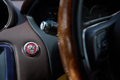 2010 Jaguar XJ V8 Portfolio Auto