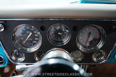 1967 GMC C10 Stepside Restomod
