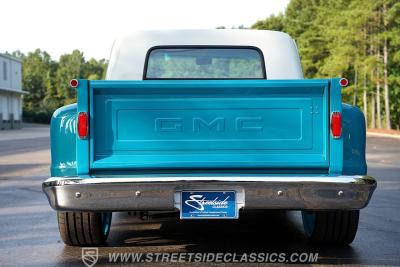 1967 GMC C10 Stepside Restomod