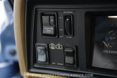 1989 Jeep Grand Wagoneer