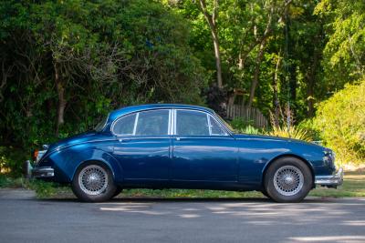 1964 Jaguar Mk. II (2.4 litre)