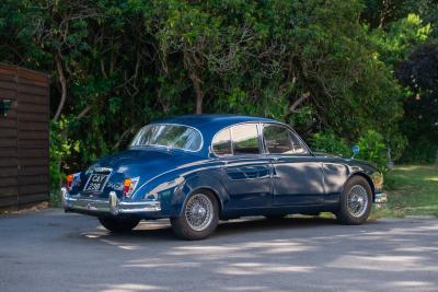 1964 Jaguar Mk. II (2.4 litre)