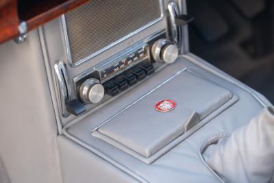 1964 Jaguar Mk. II (2.4 litre)