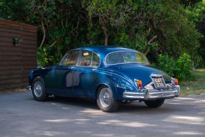 1964 Jaguar Mk. II (2.4 litre)