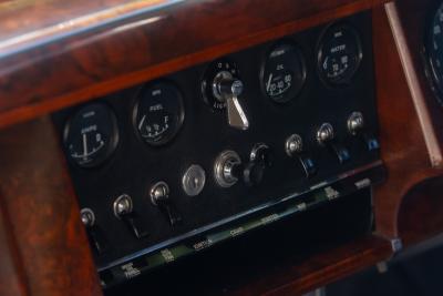 1964 Jaguar Mk. II (2.4 litre)