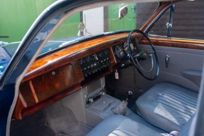 1964 Jaguar Mk. II (2.4 litre)