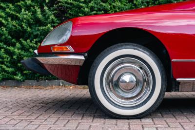 1969 Citro&euml;n DS 21 D&eacute;capotable by Ivanoff