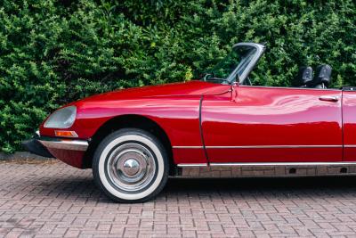 1969 Citro&euml;n DS 21 D&eacute;capotable by Ivanoff