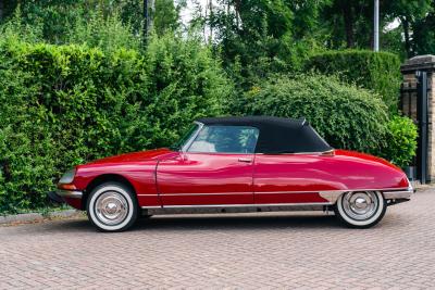 1969 Citro&euml;n DS 21 D&eacute;capotable by Ivanoff