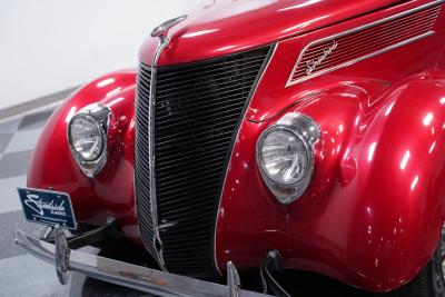 1937 Ford Deluxe