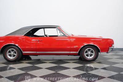 1967 Oldsmobile Cutlass Supreme 442