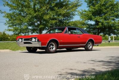 1967 Oldsmobile Cutlass Supreme 442