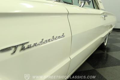 1964 Ford Thunderbird