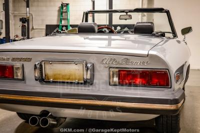 1976 Alfa Romeo 2000 Spider Veloce