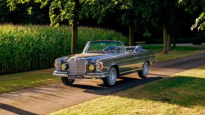 1967 Mercedes - Benz 250 SE Cabriolet