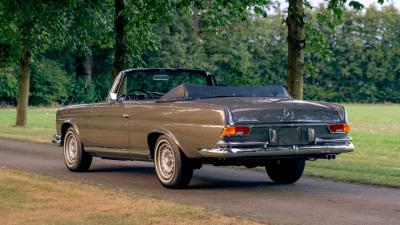 1967 Mercedes - Benz 250 SE Cabriolet