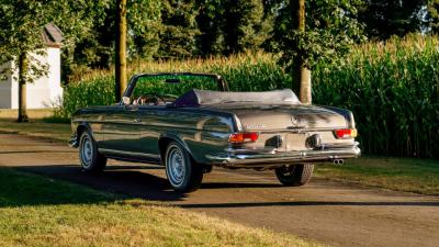1967 Mercedes - Benz 250 SE Cabriolet